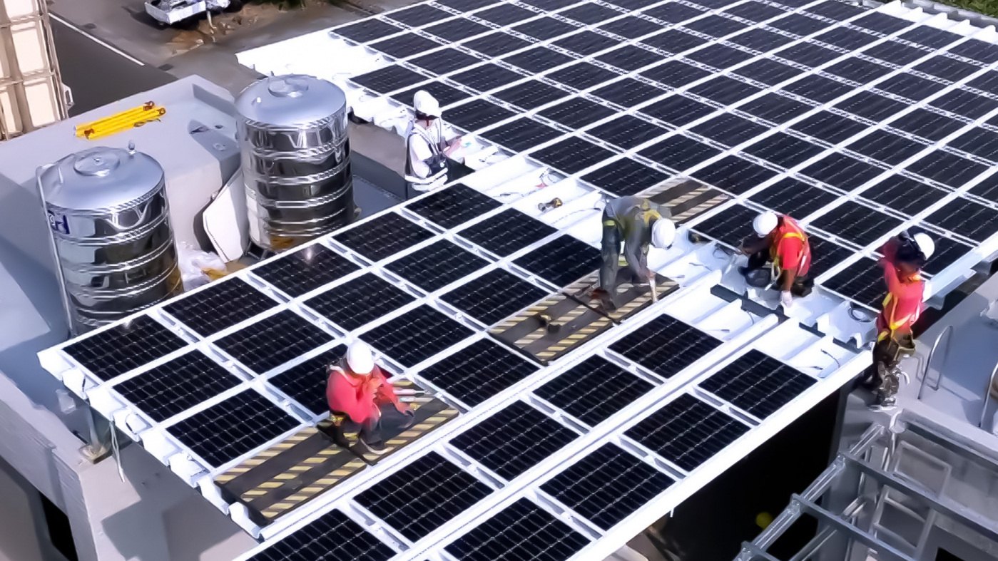 60net offers building-integrated photovoltaics solutions, delivering optimized SunSteel integrated photovoltaic corrugated roofing sheets, enabling rapid installation, avoiding secondary construction, and establishing rooftop solar power as the new pillar for future buildings